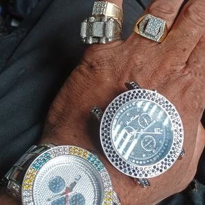 Blk white green yellow diamonds 3 dia.ond rings